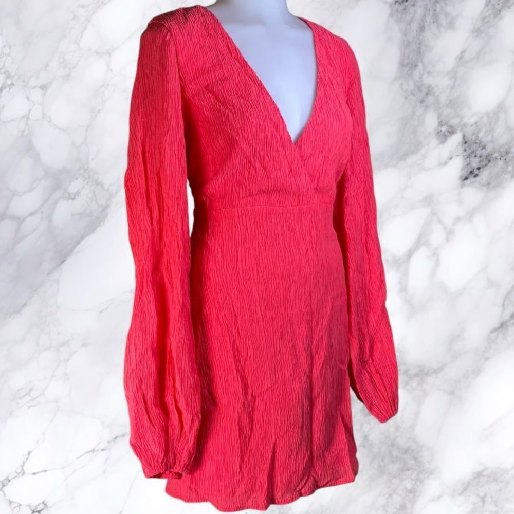 House of Harlow 1960 x REVOLVE Vero Mini Dress in Fuchsia. Size extra small. - Picture 2 of 10